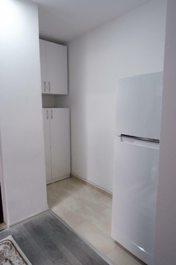 Hotel Kings Apartments Bajram Curri Extérieur photo