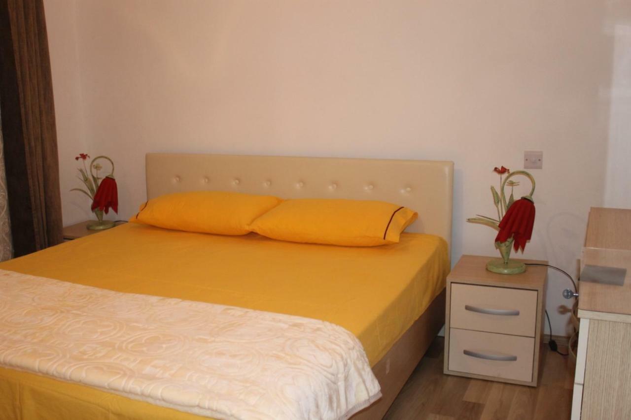 Hotel Kings Apartments Bajram Curri Extérieur photo