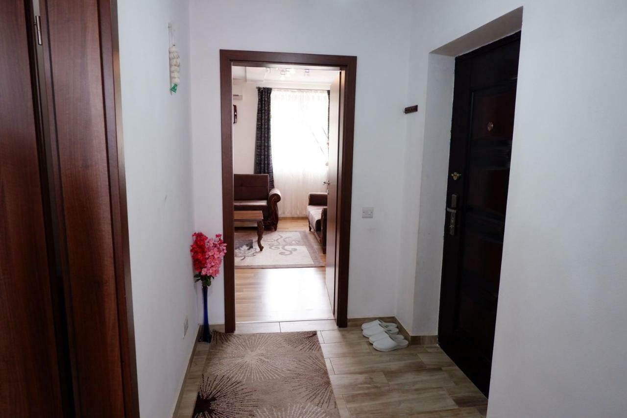 Hotel Kings Apartments Bajram Curri Extérieur photo