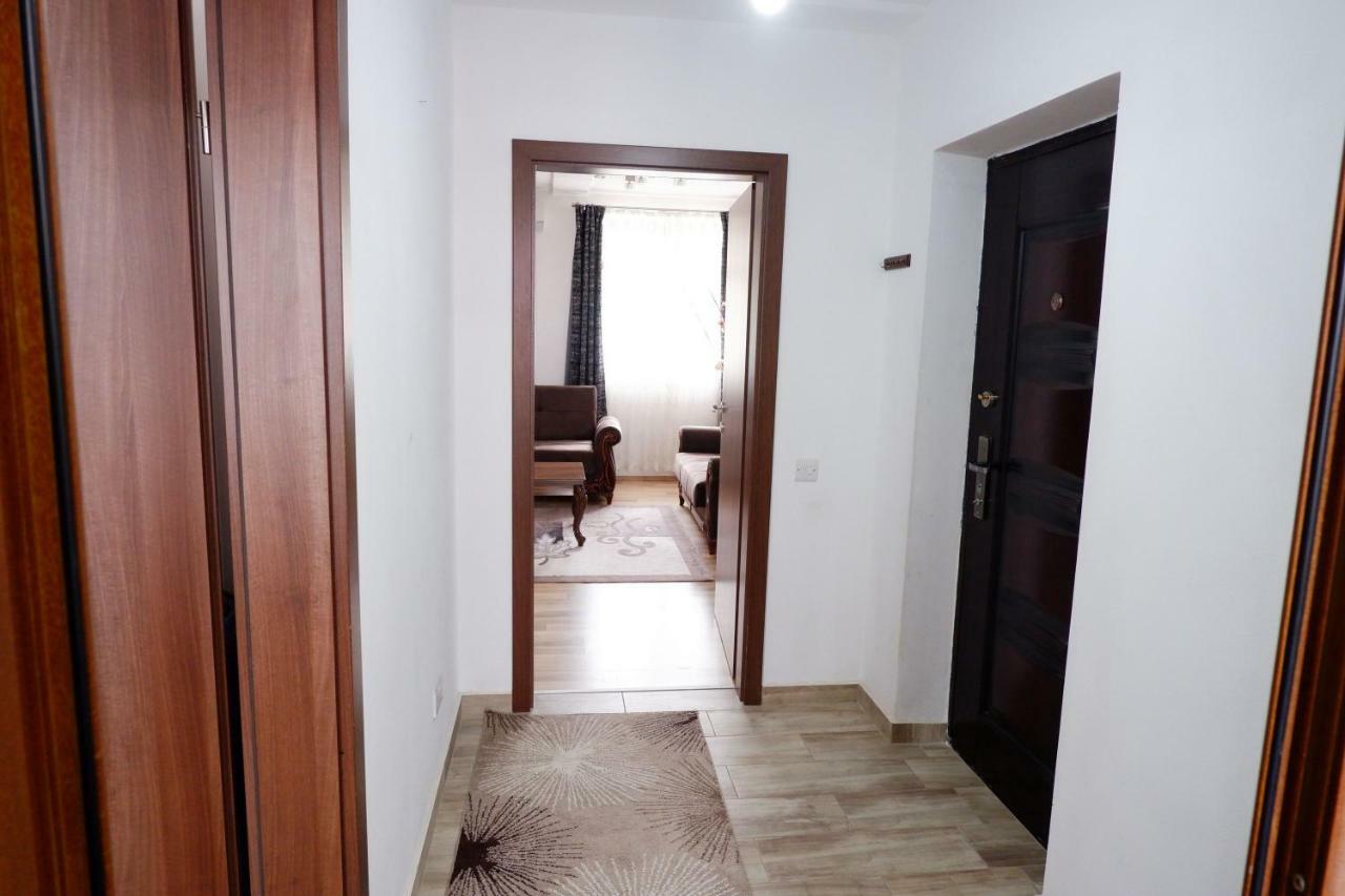 Hotel Kings Apartments Bajram Curri Extérieur photo